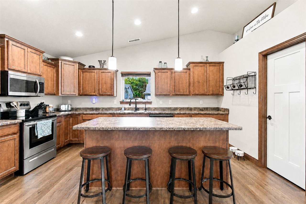1131 Twin Leaf Avenue Tiffin IA 52340