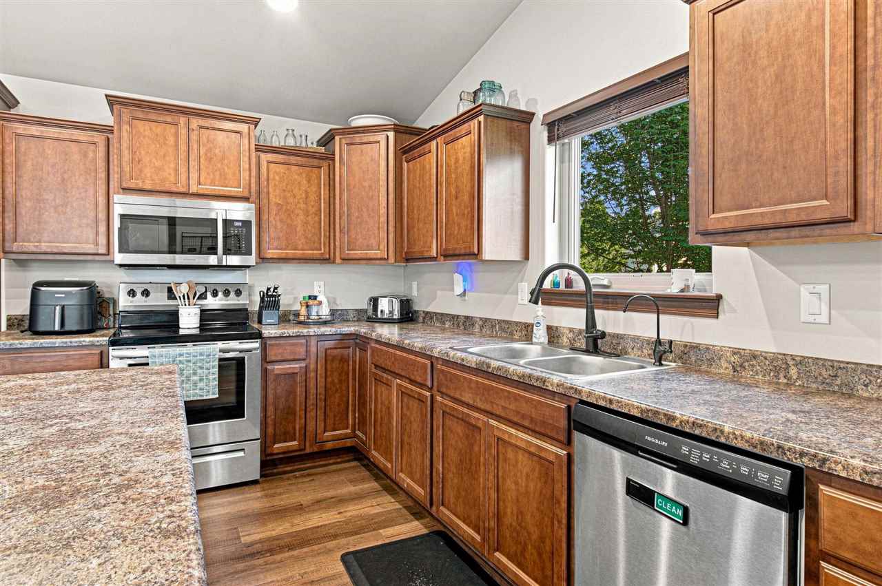 1131 Twin Leaf Avenue Tiffin IA 52340