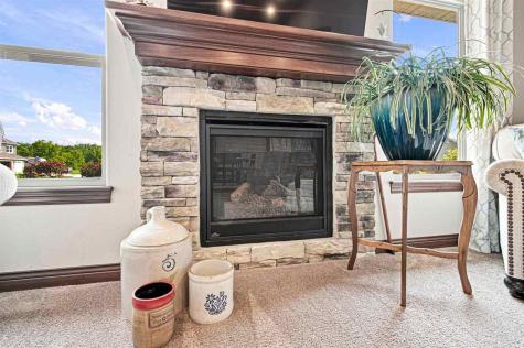 1131 Twin Leaf Avenue Tiffin IA 52340