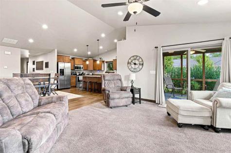 1131 Twin Leaf Avenue Tiffin IA 52340