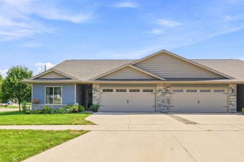 1131 Twin Leaf Avenue Tiffin IA 52340
