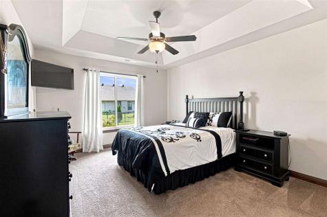 1131 Twin Leaf Avenue Tiffin IA 52340