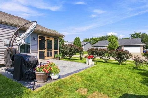 1131 Twin Leaf Avenue Tiffin IA 52340
