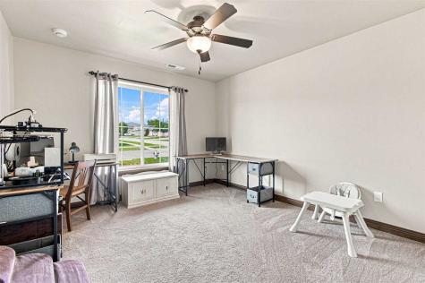 1131 Twin Leaf Avenue Tiffin IA 52340