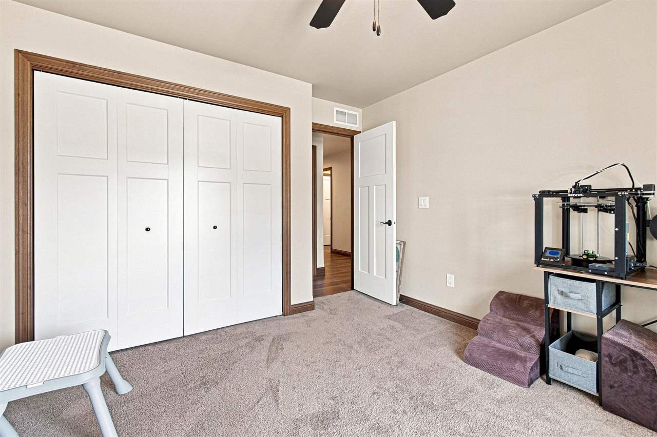1131 Twin Leaf Avenue Tiffin IA 52340