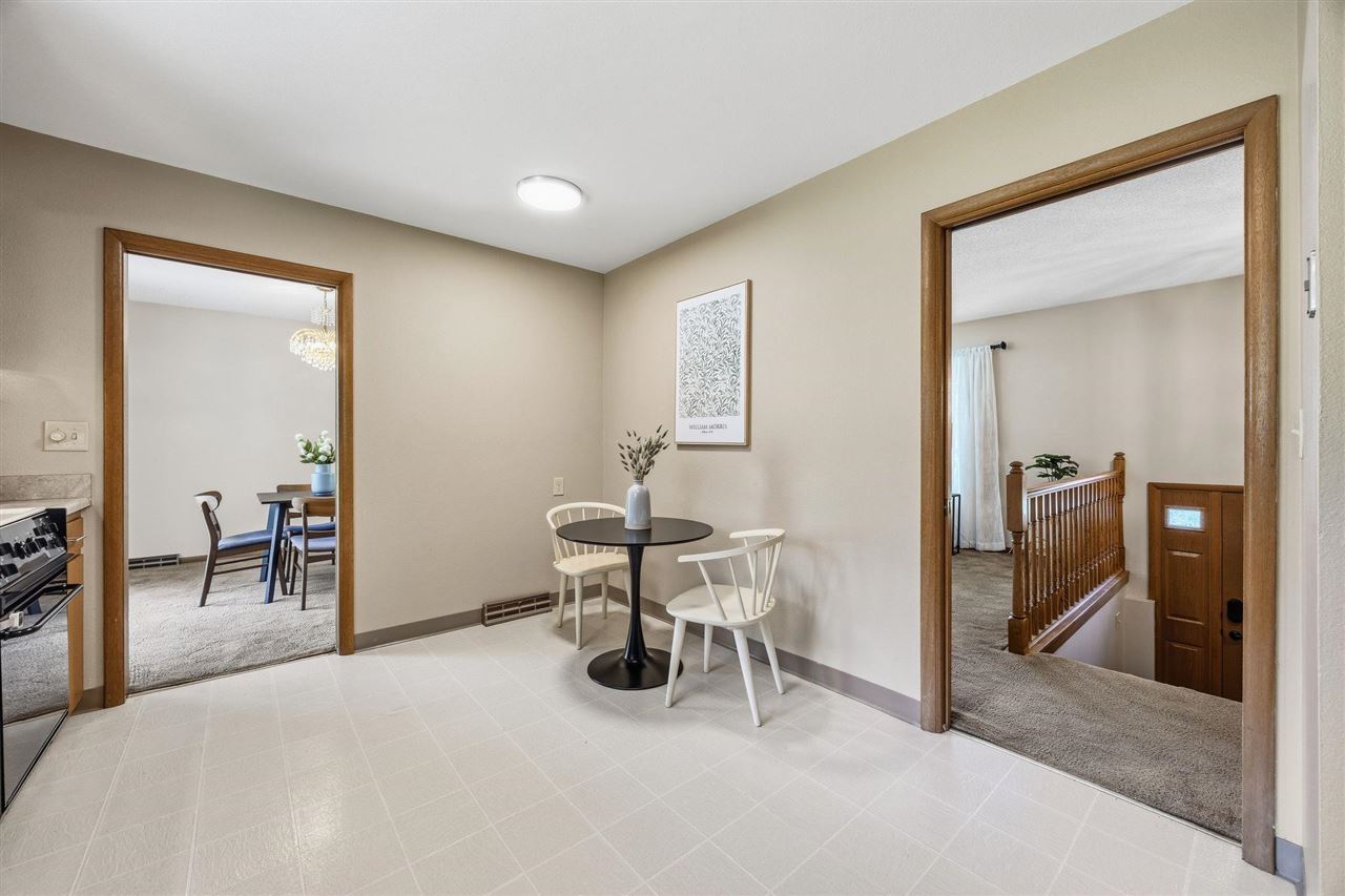 125 Potomac Drive Iowa City IA 52245