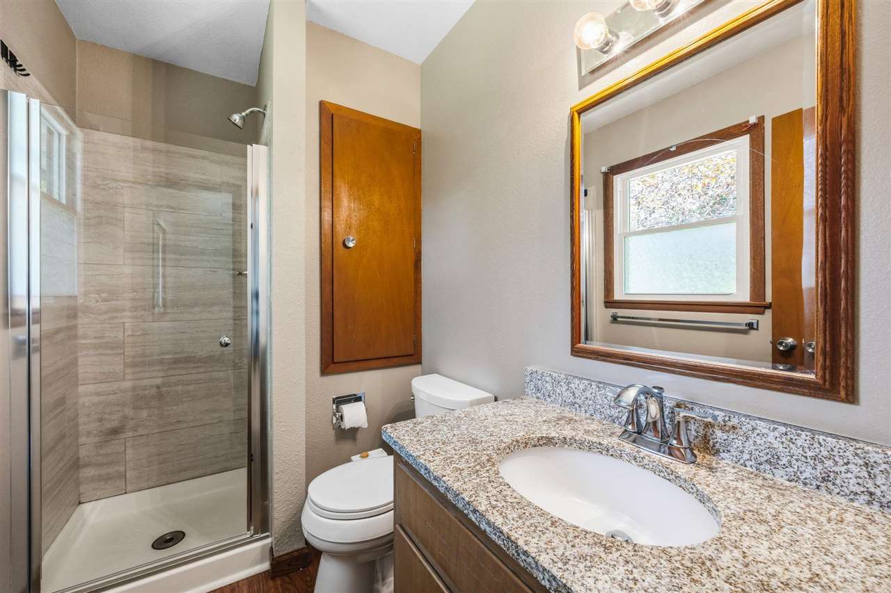 125 Potomac Drive Iowa City IA 52245