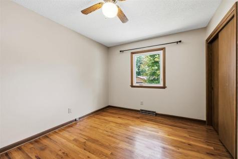 125 Potomac Drive Iowa City IA 52245