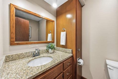 125 Potomac Drive Iowa City IA 52245