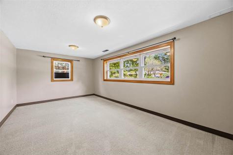125 Potomac Drive Iowa City IA 52245