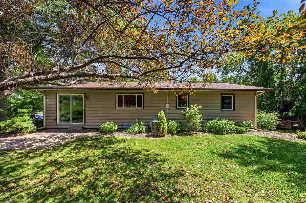 125 Potomac Drive Iowa City IA 52245