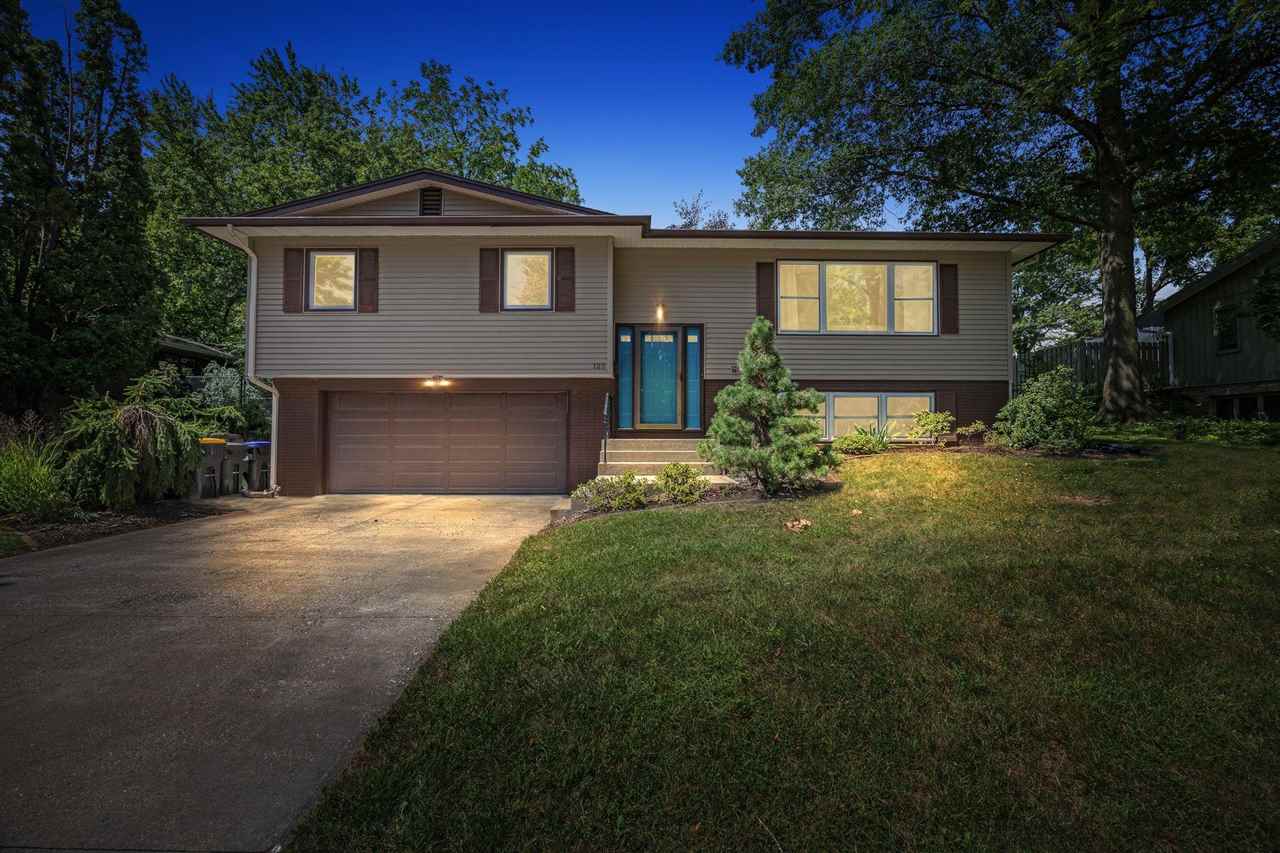 125 Potomac Drive Iowa City IA 52245