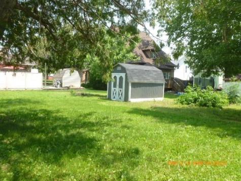 201 E Ross Street Toledo IA 52342