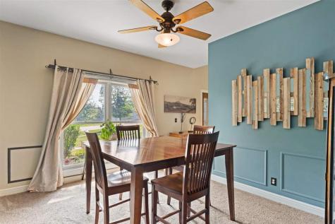 4322 Pioneer Trail Cedar Rapids IA 52403