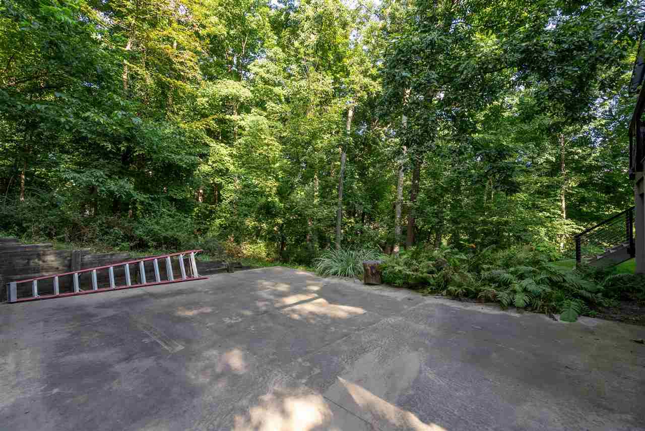 4322 Pioneer Trail Cedar Rapids IA 52403