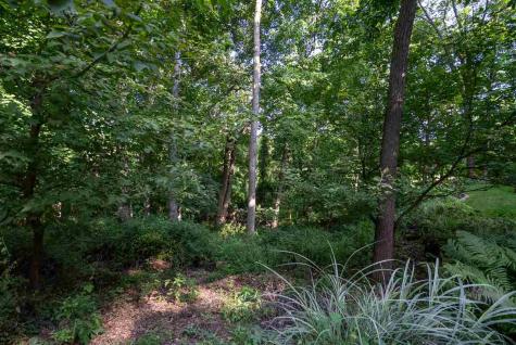 4322 Pioneer Trail Cedar Rapids IA 52403