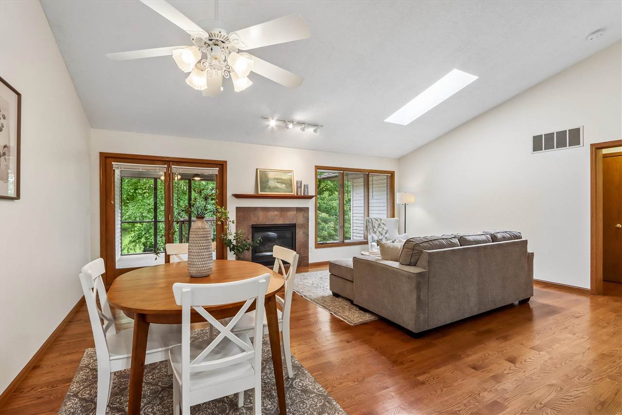 1934 Jeffrey Street Iowa City IA 52246