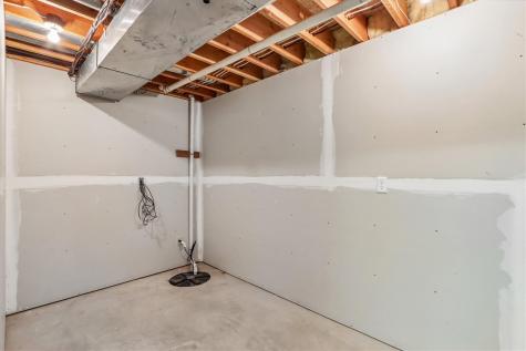 1934 Jeffrey Street Iowa City IA 52246