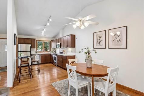 1934 Jeffrey Street Iowa City IA 52246