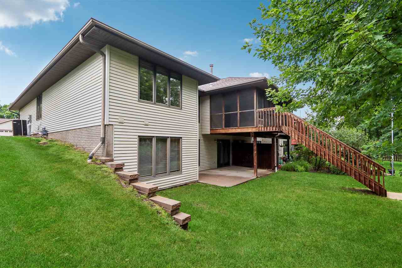 1934 Jeffrey Street Iowa City IA 52246