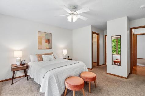 1934 Jeffrey Street Iowa City IA 52246