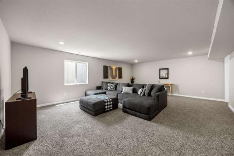 3319 Craven Drive Coralville IA 52241