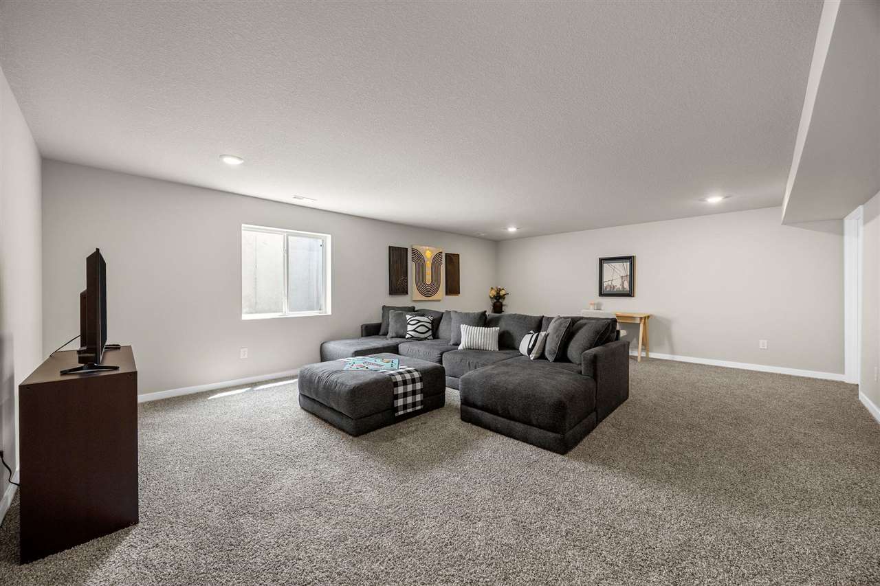 3319 Craven Drive Coralville IA 52241