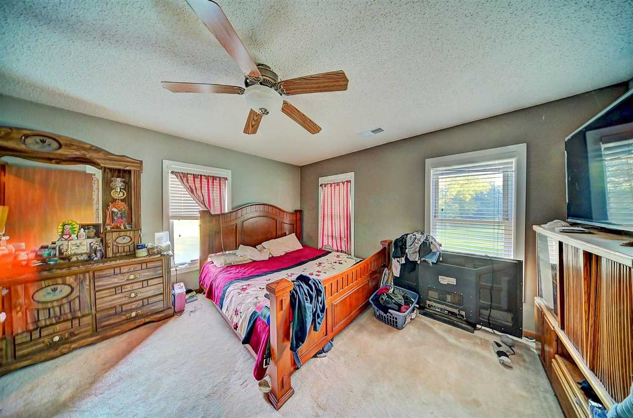 1444 121st Street West Liberty IA 52776