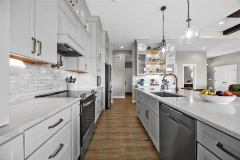 1601 Heartland Street Fairfax IA 52228