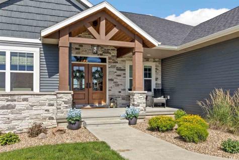 1601 Heartland Street Fairfax IA 52228