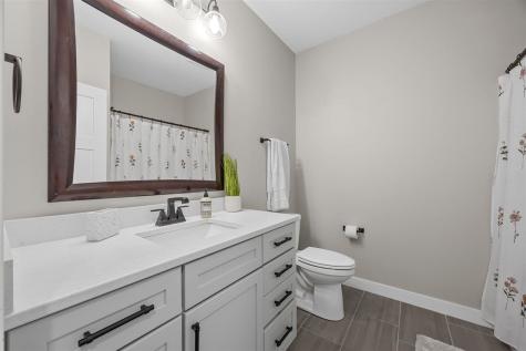 1601 Heartland Street Fairfax IA 52228