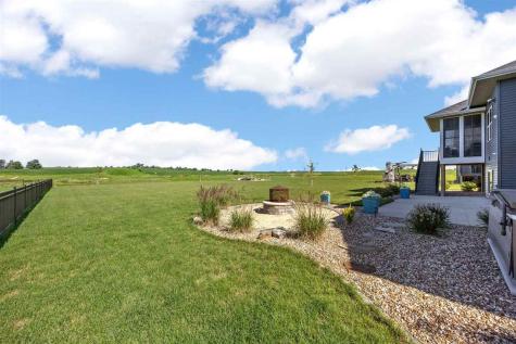 1601 Heartland Street Fairfax IA 52228