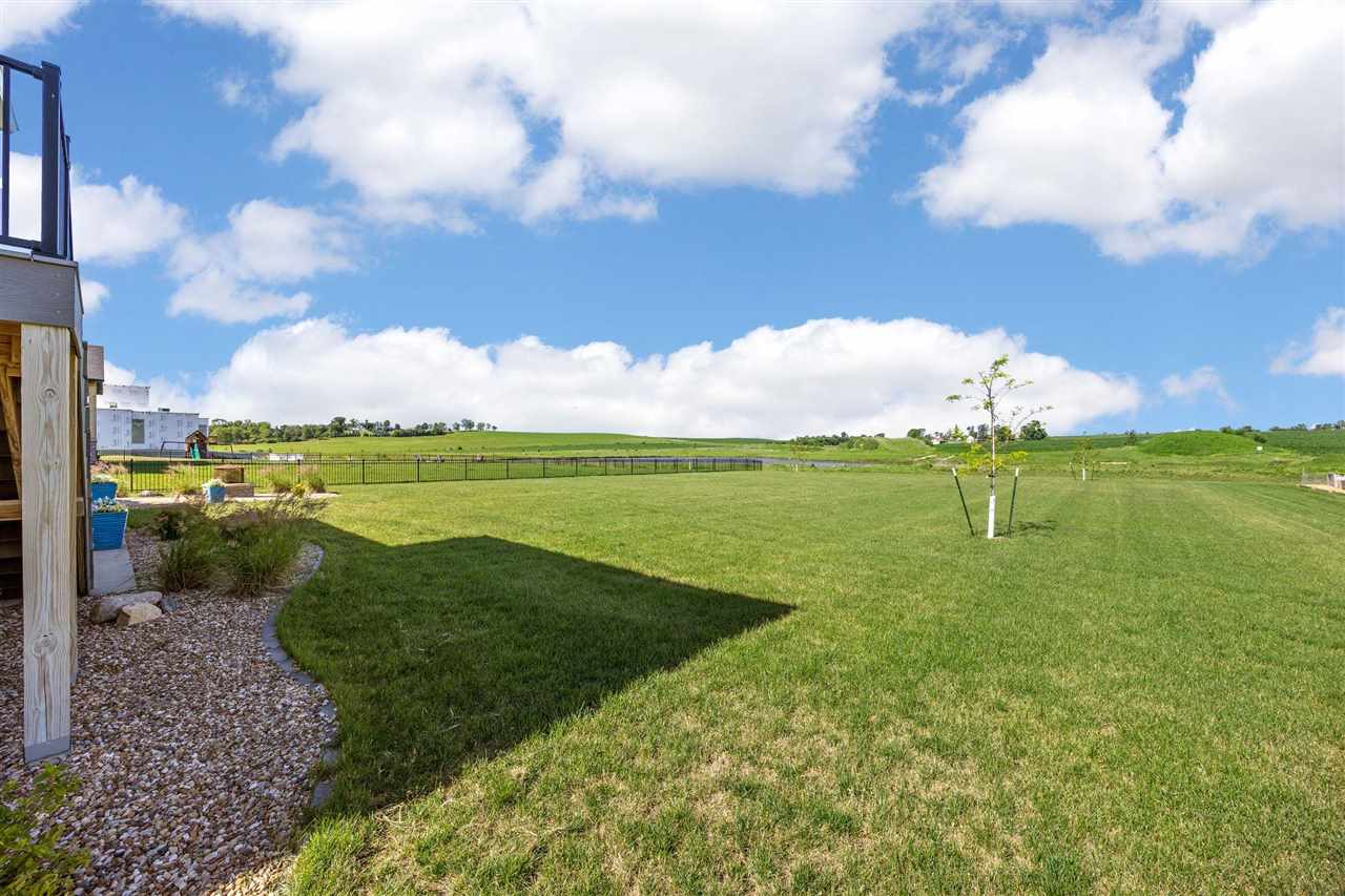 1601 Heartland Street Fairfax IA 52228