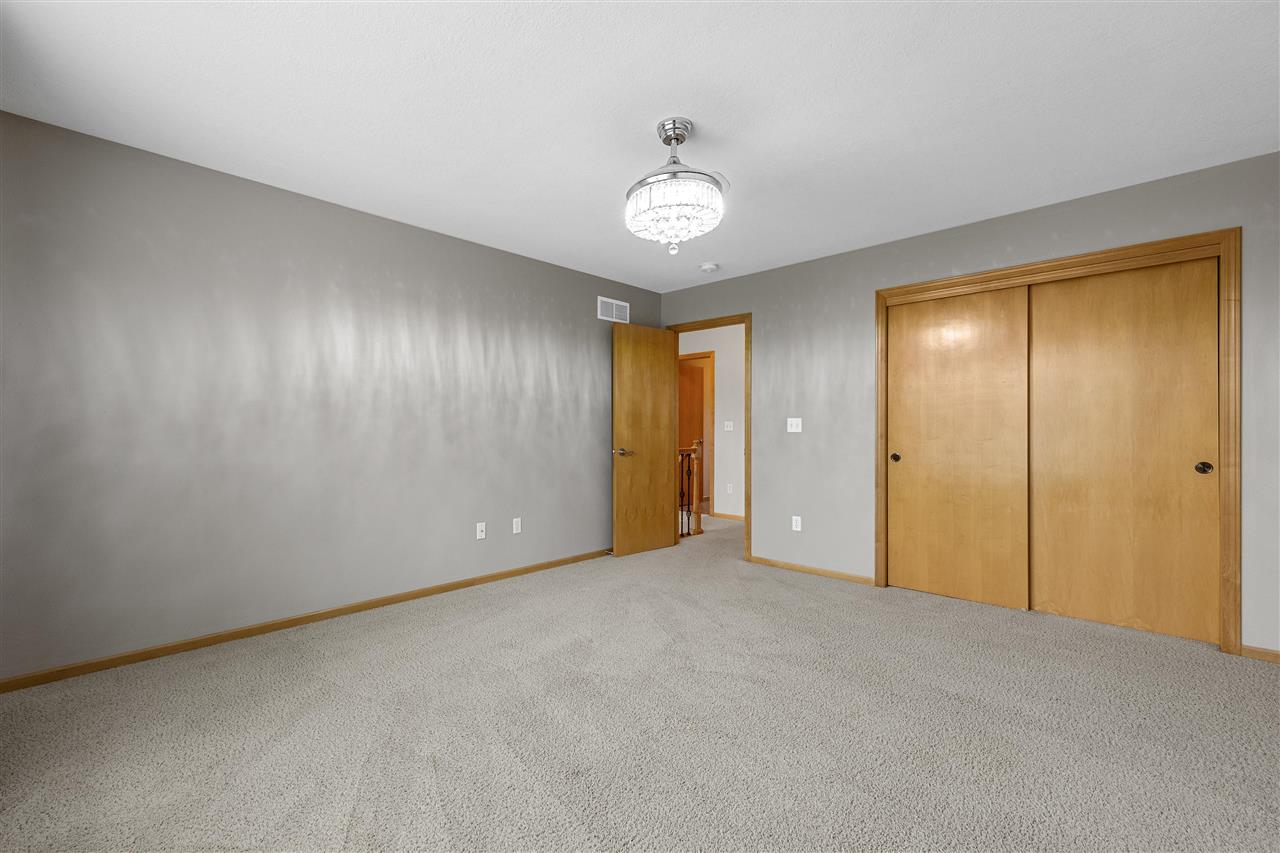 2812 Broken Woods Drive Coralville IA 52241