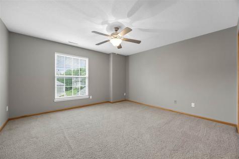 2812 Broken Woods Drive Coralville IA 52241