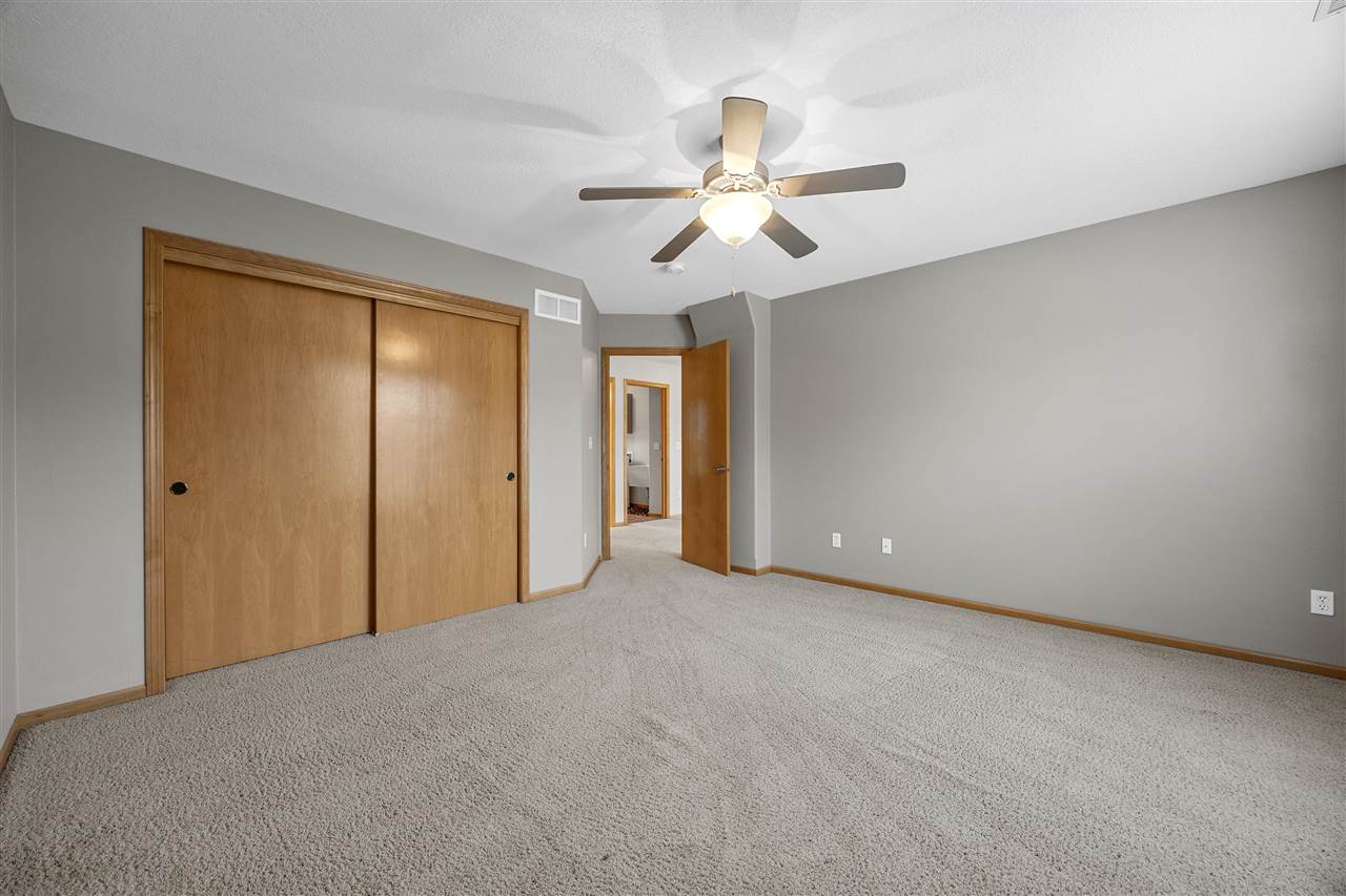 2812 Broken Woods Drive Coralville IA 52241