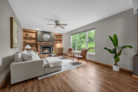 2812 Broken Woods Drive Coralville IA 52241