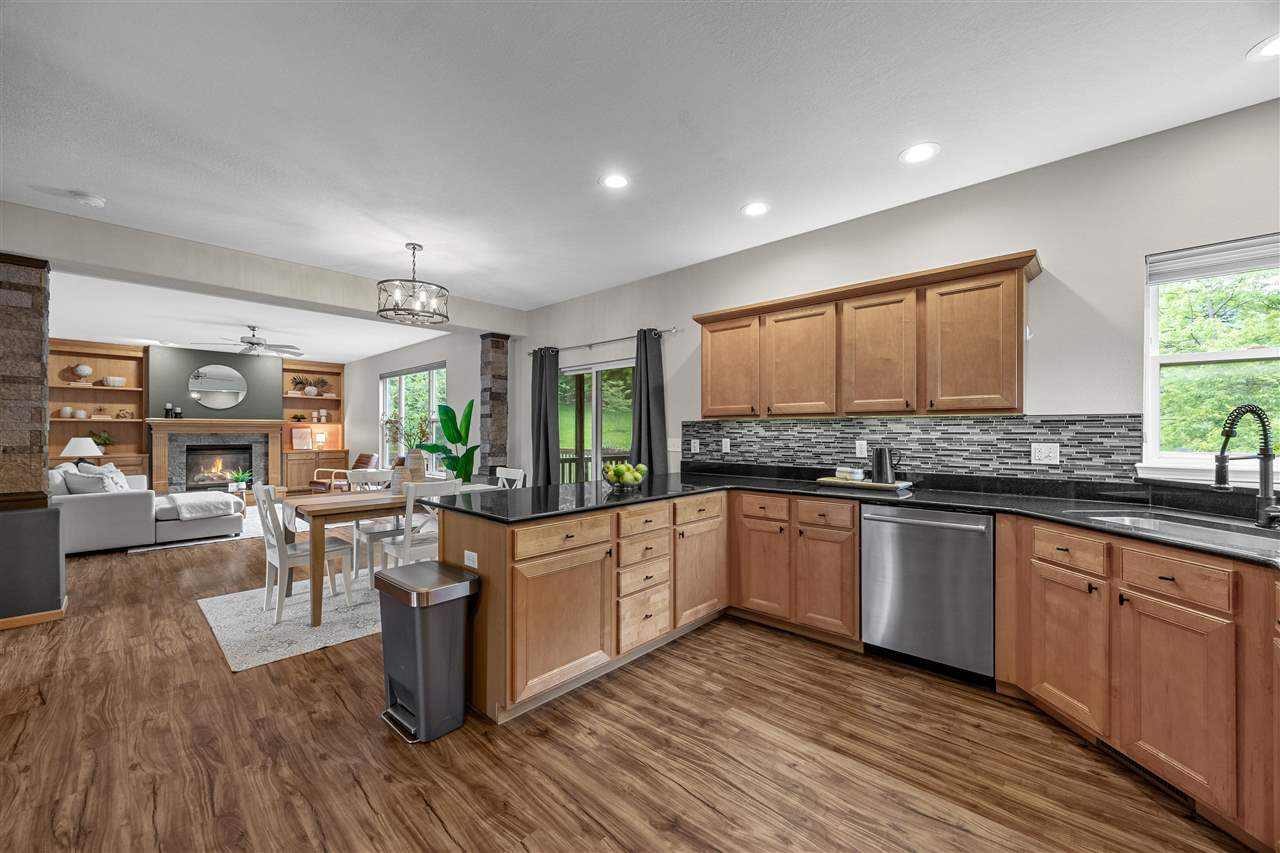 2812 Broken Woods Drive Coralville IA 52241