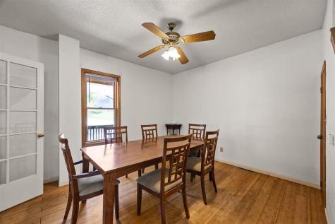 1828 NE Shady Lne North Liberty IA 52317