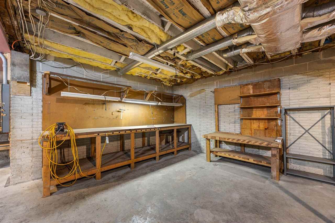 1828 NE Shady Lne North Liberty IA 52317