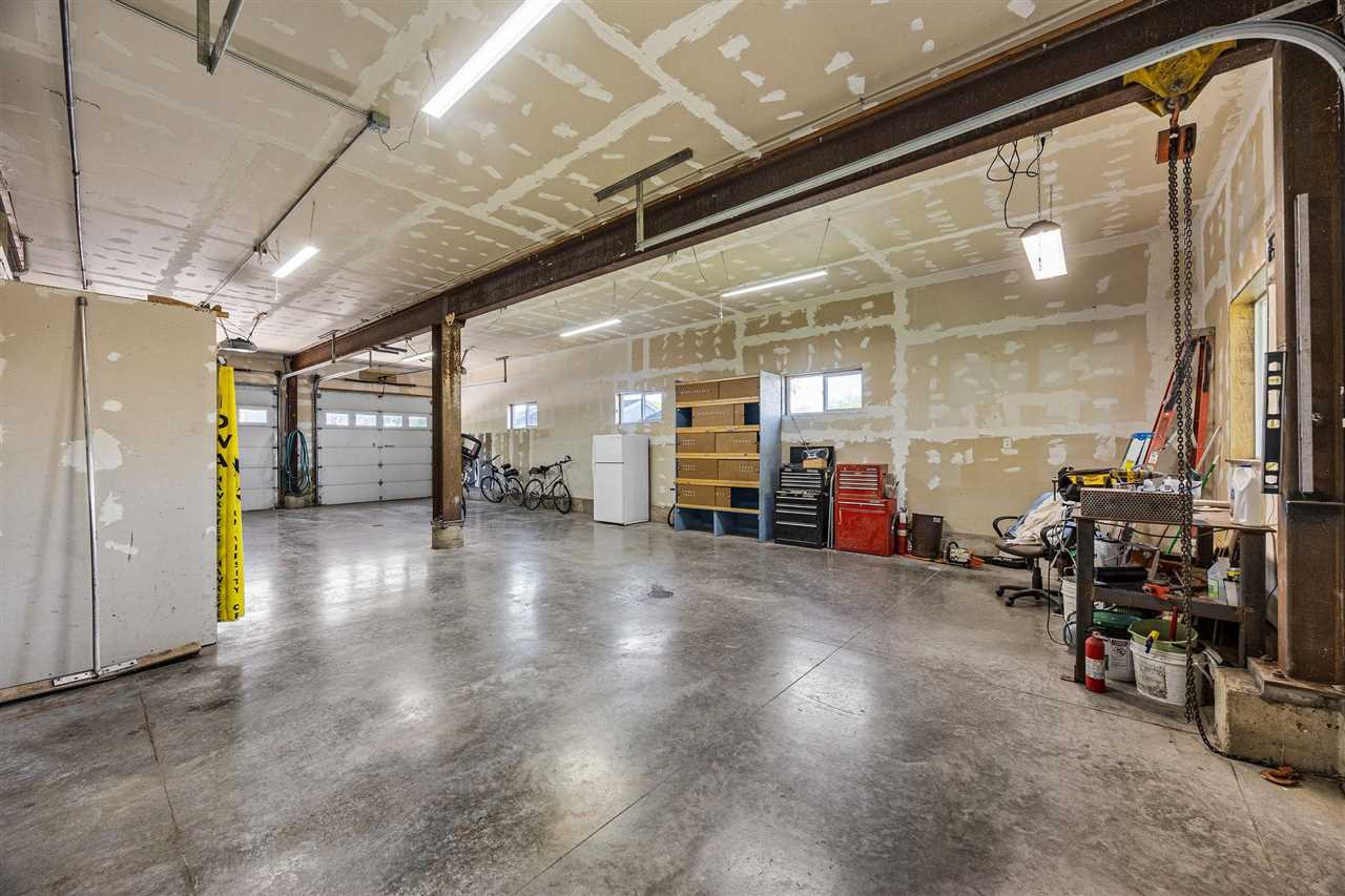 1828 NE Shady Lne North Liberty IA 52317