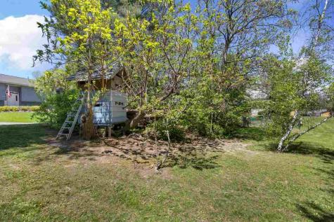1828 NE Shady Lne North Liberty IA 52317