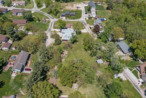 1828 NE Shady Lne North Liberty IA 52317