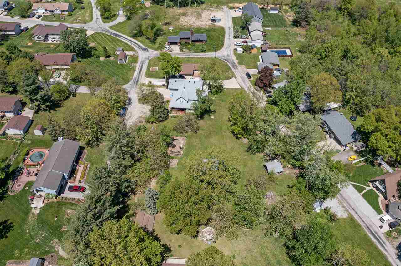 1828 NE Shady Lne North Liberty IA 52317