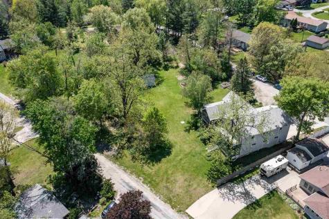 1828 NE Shady Lne North Liberty IA 52317