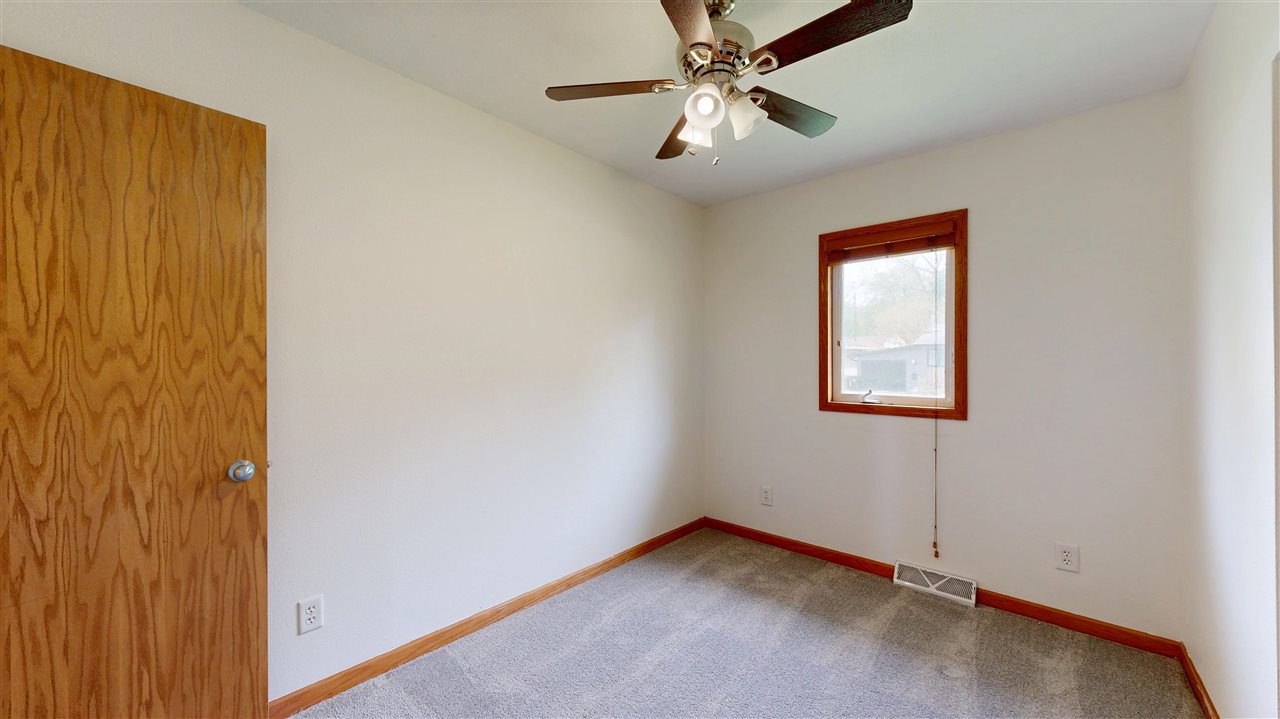 606 Keokuk Court Iowa City IA 52240