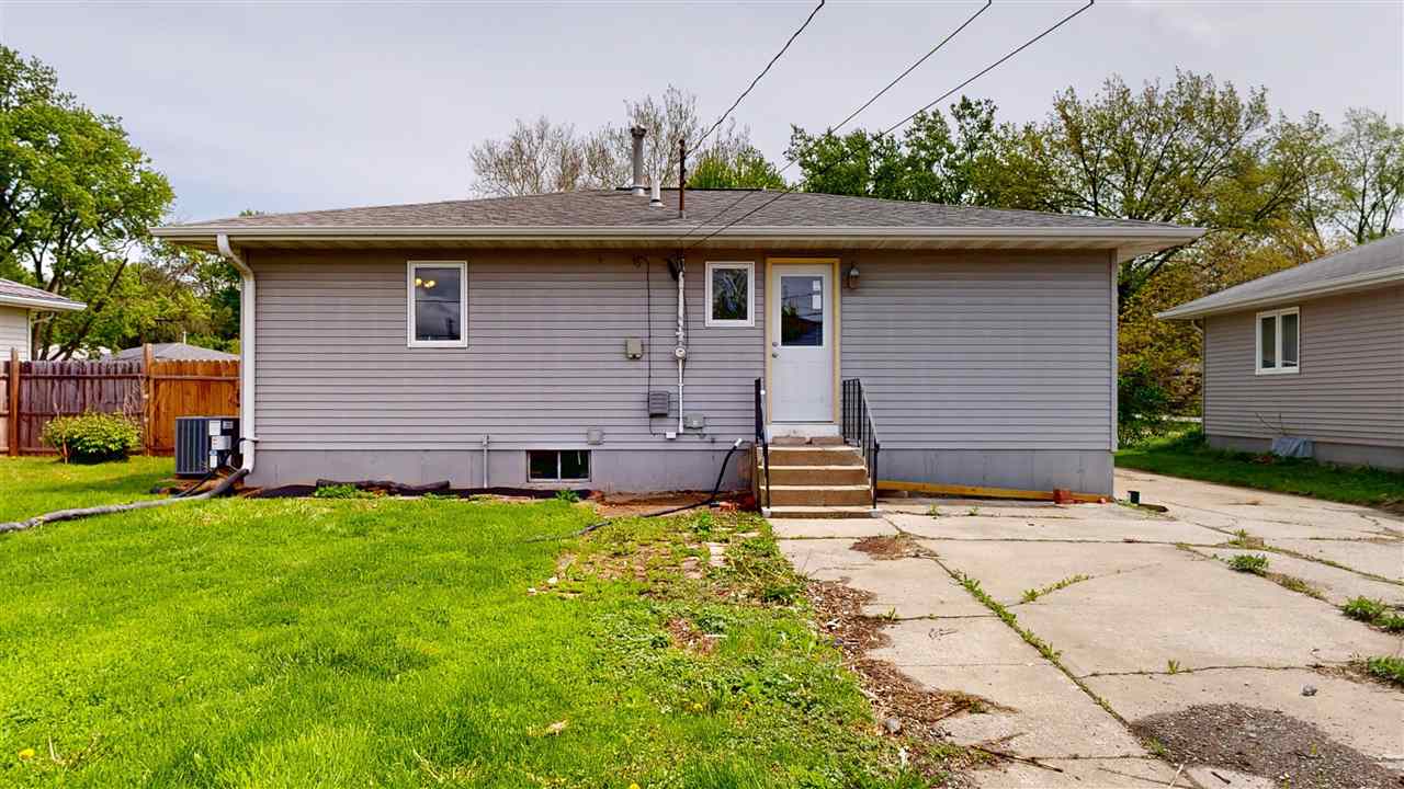 606 Keokuk Court Iowa City IA 52240