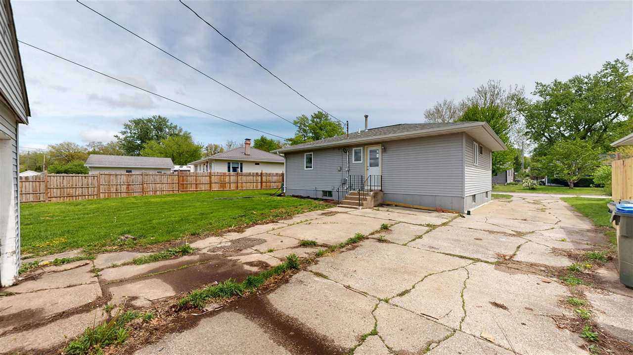 606 Keokuk Court Iowa City IA 52240