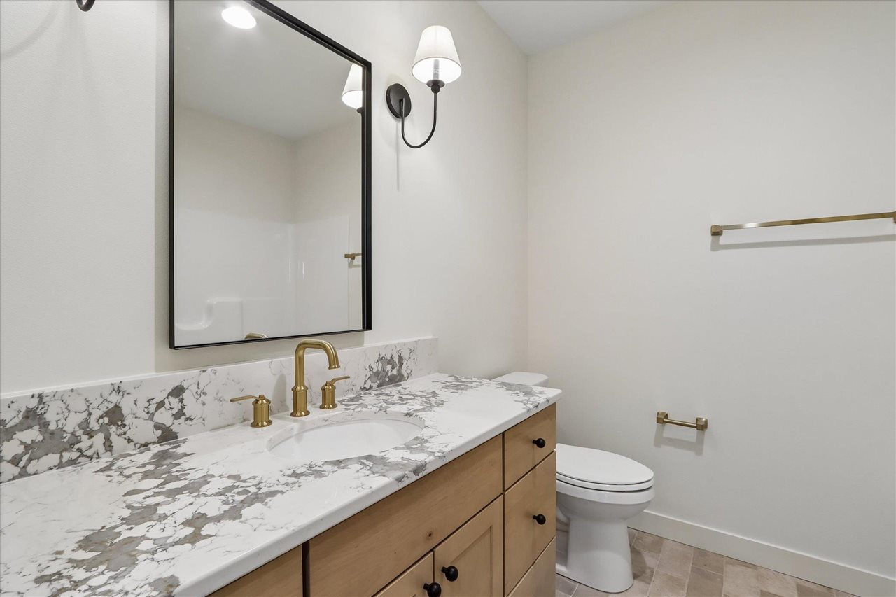 1909 Country Club Drive Coralville IA 52241