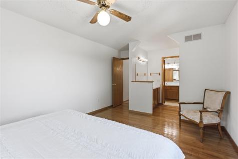 1945 South Ridge Drive Coralville IA 52241